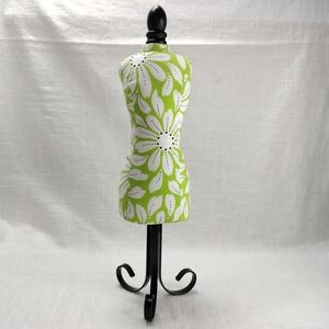 Green Floral Mannequin Display Stand